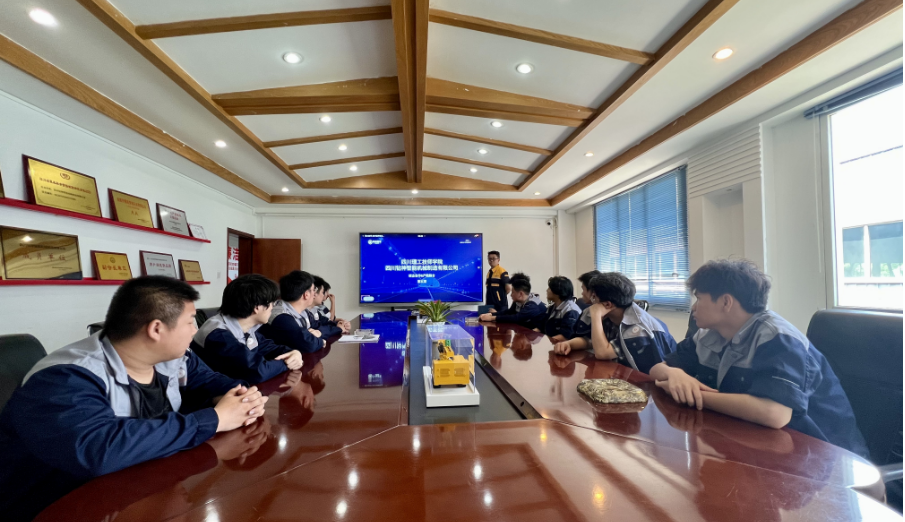 深化产教融合 共筑智造未来 | 香港全年资料免费大全与四川理工技师学院第五届校企合作启动仪式圆满举行
